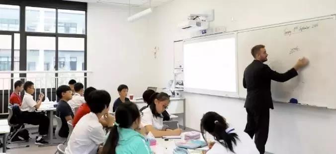 a03.jpg a03.jpg