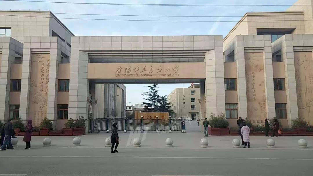 h02.jpg h02.jpg